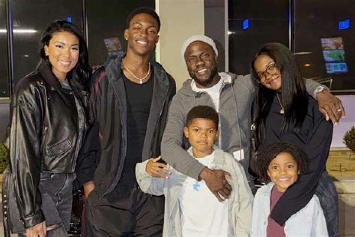 Kevin Hart Family Details- Parents and Brother