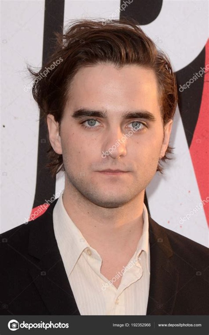 Landon Liboiron – Canadian Actor’s Biography, Age, Height and Net Worth