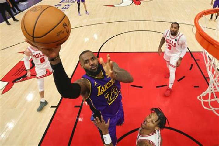 LeBron James turns 39: Here are 3 evidence-based approaches he uses to stay fit