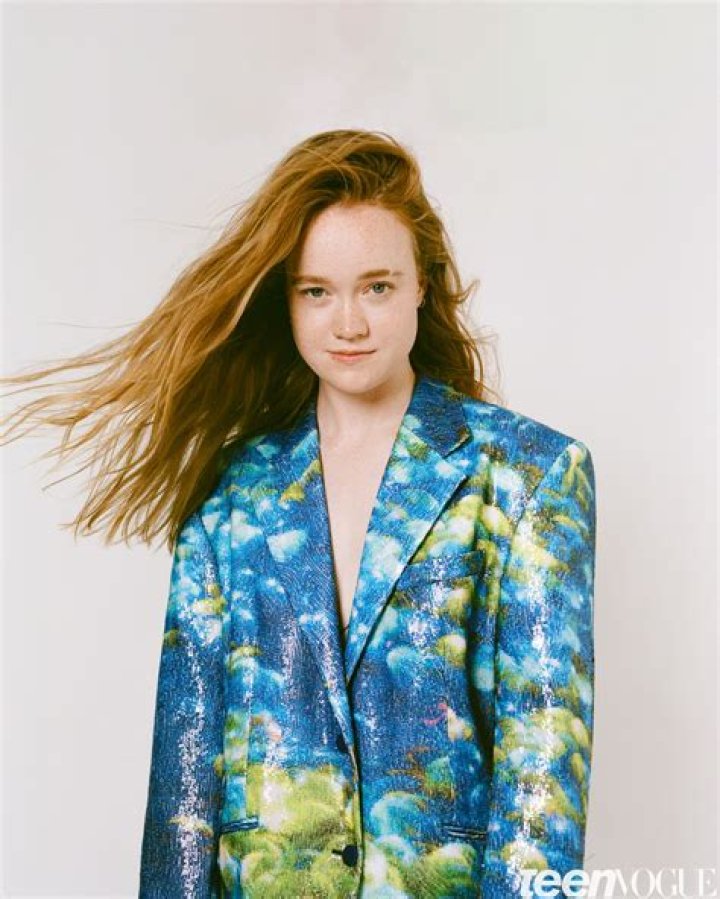 Liv Hewson – Bio, Age, Height, Net Worth, Is She Gay Or Lesbian?