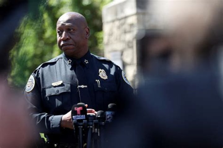 Manhunt continues for Nashville police chief's son suspected in shooting of 2 Tennessee officers