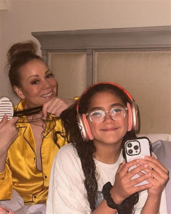 Mariah Carey announces long-awaited news just hours after posting rare family photo with mini-me daughter