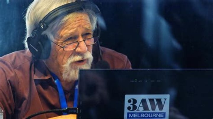 Neil Mitchell will retire from 3AW Mornings at the end of the year