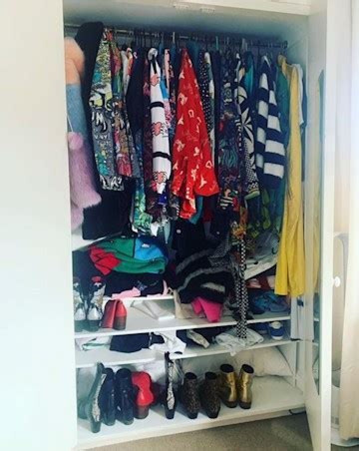 Noel Fielding divides fans with sneak peek inside his wardrobe at family home