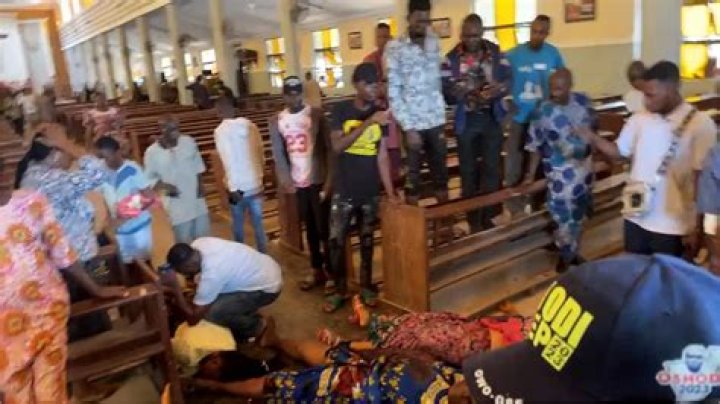Ondo church massacre: Olowo of Owo participates in invoking curses on perpetrators with Ogun worshippers (photos/video)