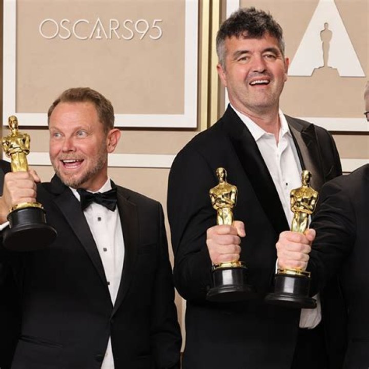 Oscar winner rushed to hospital mid-ceremony for emergency surgery – details