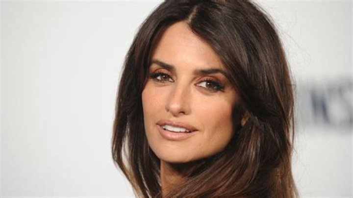 Penelope Cruz sets the internet ablaze wearing nothing but tiny shorts – wow!