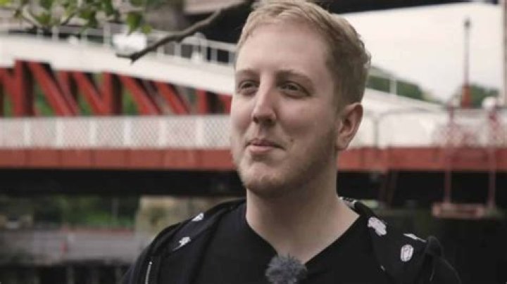 Philza: Age, Net Worth, Wife, Family, Biography, and Latest Updates