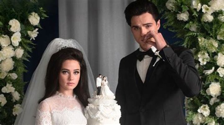 Priscilla Presley Height