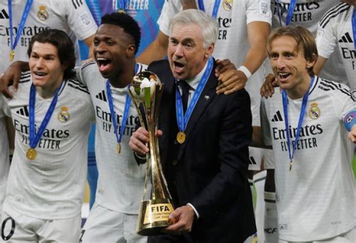 Real Madrid Midfielder Willing to Lower Salary to Stay with Ancelotti