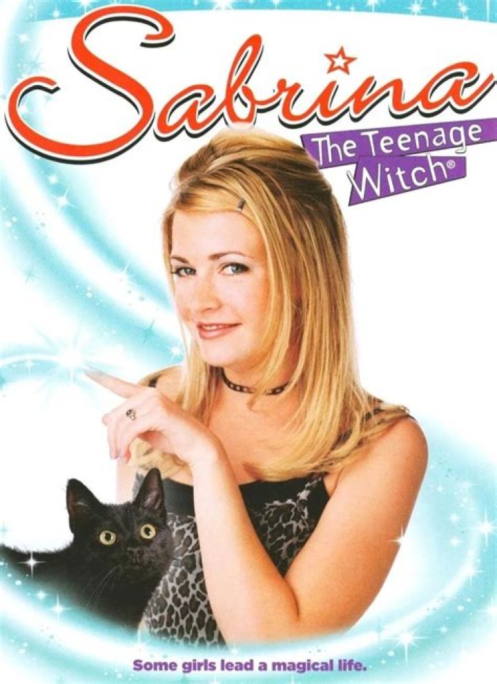 Remember Harvey from Sabrina the Teenage Witch? He's totally unrecognisable now