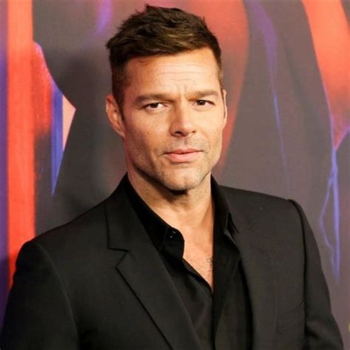 Ricky Martin- Wiki, Biography, Age, Height, Net Worth, Relationship