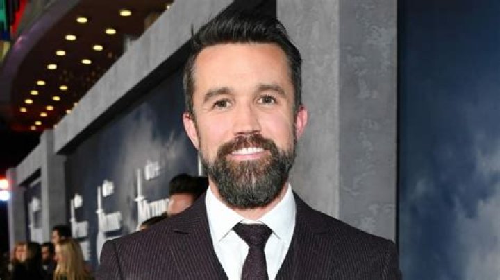 Rob Mcelhenney net worth, age, wiki, family, biography and latest updates