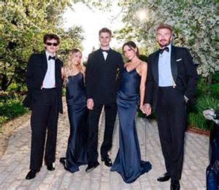 Robert Pattison beats Brad Pitt and David Beckham to the title of World's Most Beautiful Man