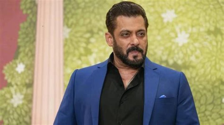 Salman Khan Bio, Net Worth, Age, Height, Body, Wife, Sister, Family