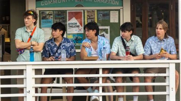 Schoolies snapped sporting mullets in Byron Bay