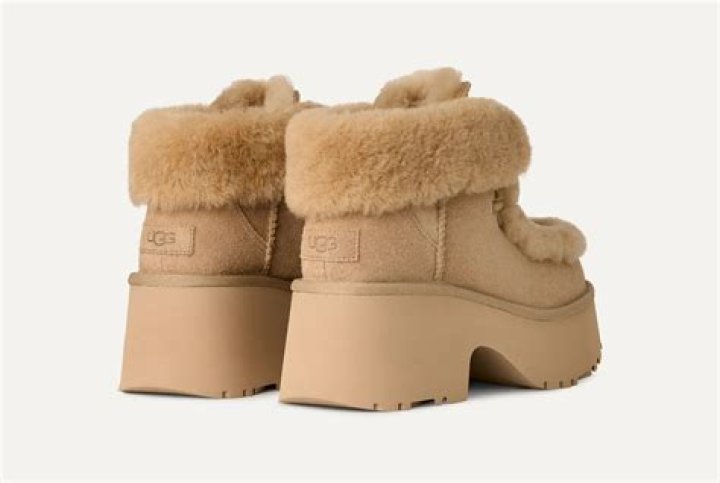 Selena Gomez has an Ugg boots obsession and we can't get enough - see photos