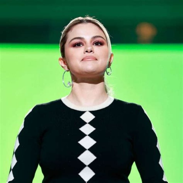 Selena Gomez talks weight gain due to medication