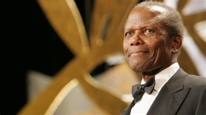 Sidney Poitier - Biography | HELLO!