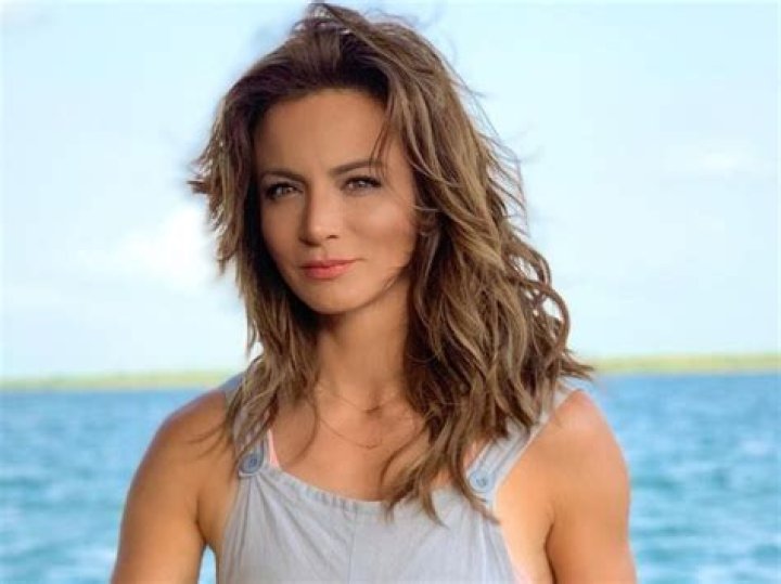 Silvia Navarro Biography