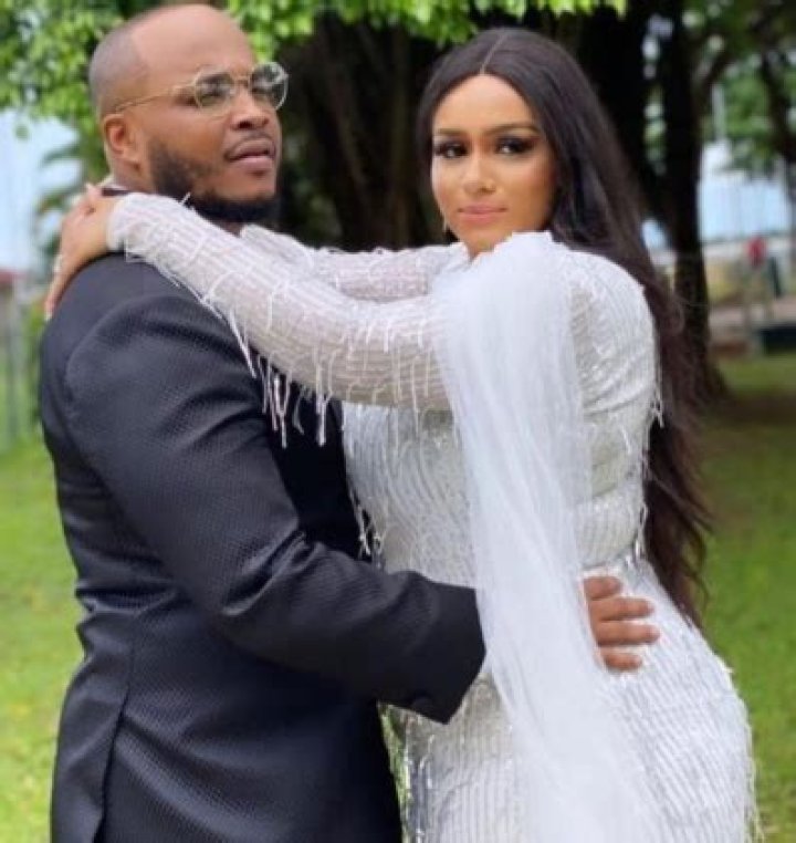 “Sina pay me my money. Adelekes watch this space” Sina Rambo’s wife calls him and the Adeleke family out as she accuses them of assault and more
