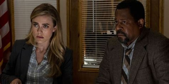 Taylor Tomlinson, everything you need to know about the comedian and actress