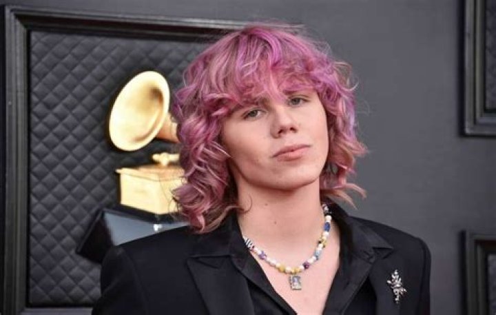 The Kid LAROI biography 2023 - Australian rapper and songwriter, real name, age