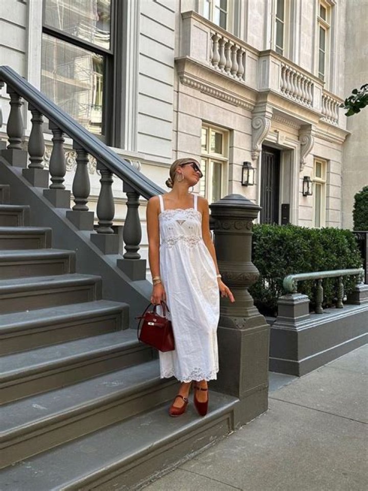 These influencer-adored ballet flats now come in a new party season colourway