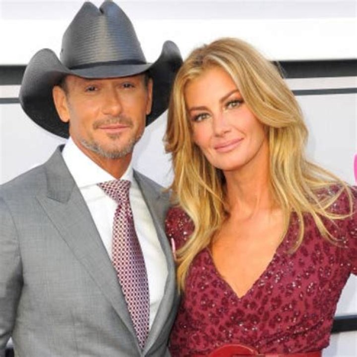 Tim McGraw's daughter Gracie changes appearance with super daring hair transformation - sparks reaction