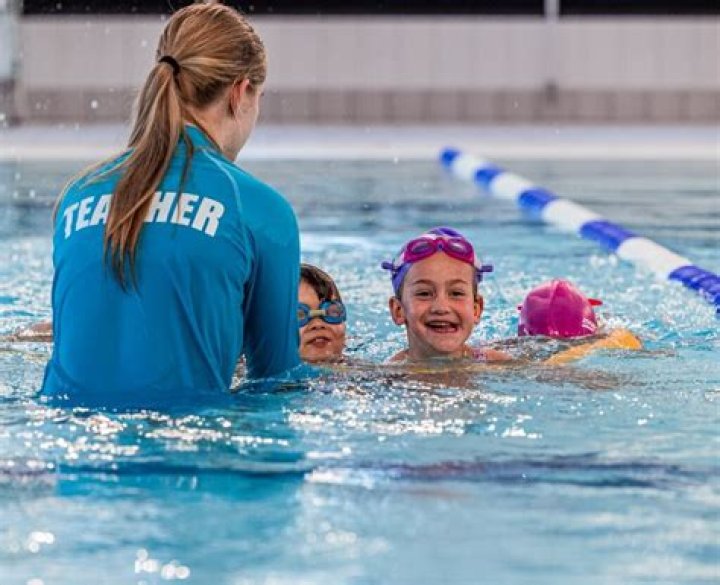 Tragic Incident Involving 4-Year-Old Boy and a Swimming Lesson