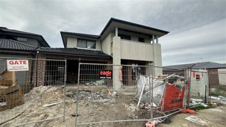 Two building companies Millbrook and Bentley Homes collapse into liquidation owing $4m, $1.8m