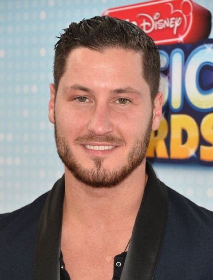 Valentin Chmerkovskiy Net Worth