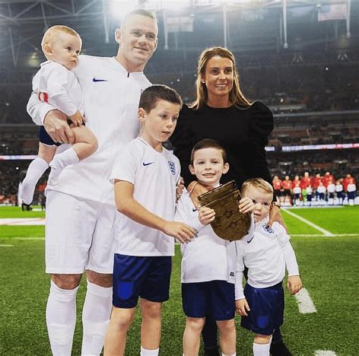 Wayne Rooney shares family photo with baby Cass