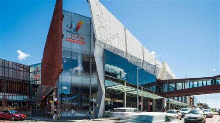 Year 11 student takes his own life near Wollongong Central shopping centre